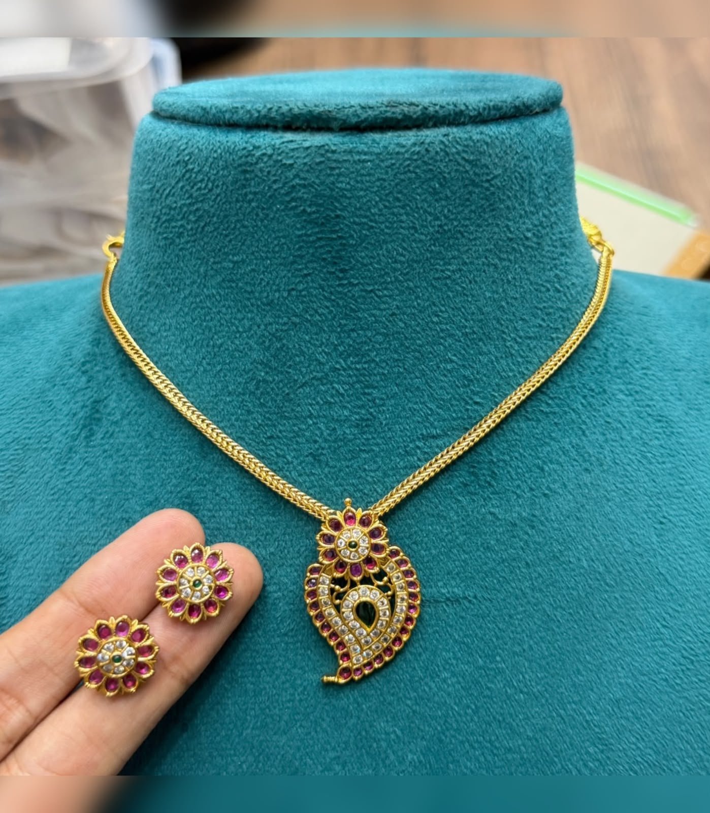 WhatsApp Image 2026-10-06 at 4.03.35 AM Necklace Premium – JMSNP121 - Image 1
